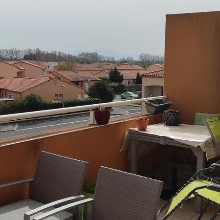 Appartement avec grande terrasse à 15 mn de la mer Saint-Estève Extérieur photo