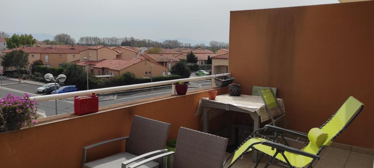 Appartement avec grande terrasse à 15 mn de la mer Saint-Estève Extérieur photo